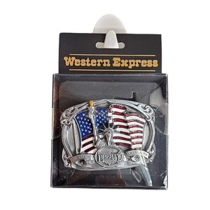 Statue of liberty belt buckle American Flag.
